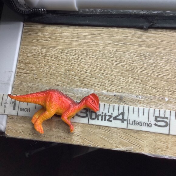 Vtg Miniature Dinosaur Set of 8 Imaginative Educational Play - Picture 7 of 10